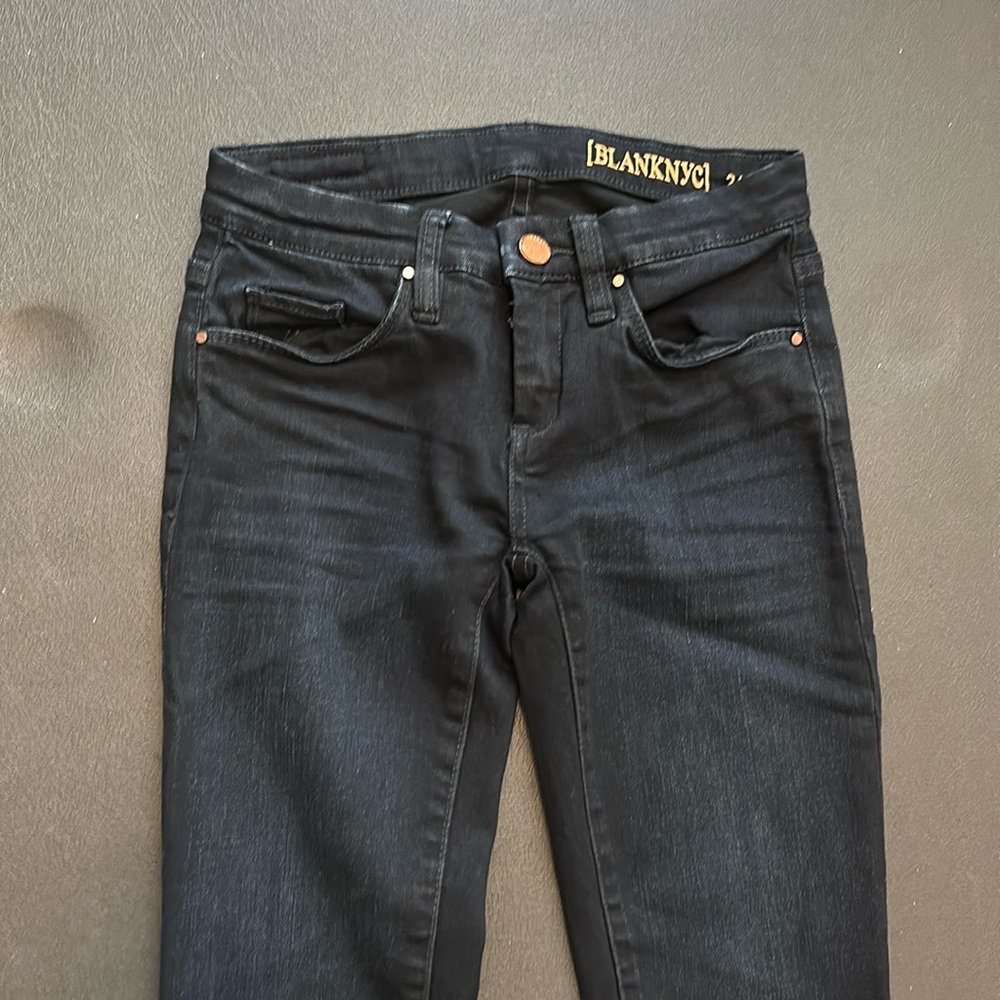 Blank NYC skinny jeans low rise 24 dark blue like new